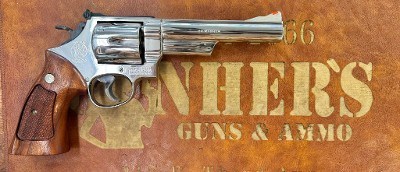 SMITH & WESSON 29-2 .44 MAGNUM - Image 1 of 3