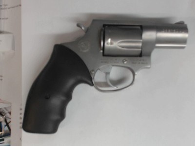 TAURUS 85 (2-850029FS) .38 SPL - Image 1 of 2