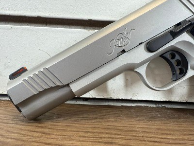 KIMBER STAINLESS LW 45 ACP (45 Auto) - Image 4 of 12