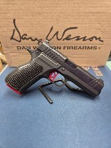 DAN WESSON FIREARMS DWX COMPACT *10-ROUND* 9MM LUGER (9x19 PARA) - Image 2 of 3