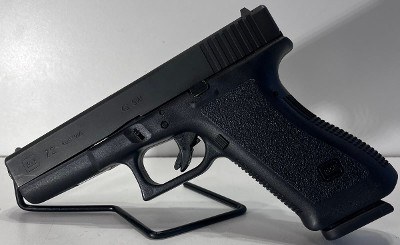 GLOCK 22 .40 S&W - Image 1 of 5