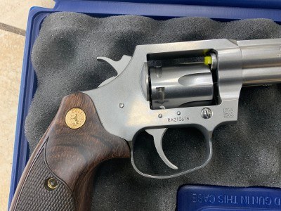 COLT KING COBRA STAINLESS .357 MAG - Image 4 of 7