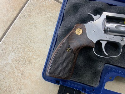 COLT KING COBRA STAINLESS .357 MAG - Image 2 of 7