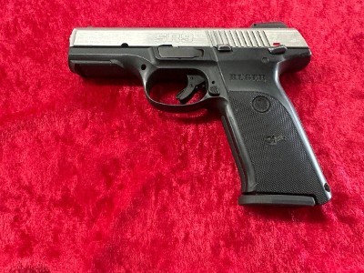 RUGER SR9 9MM LUGER (9x19 PARA) - Image 1 of 1