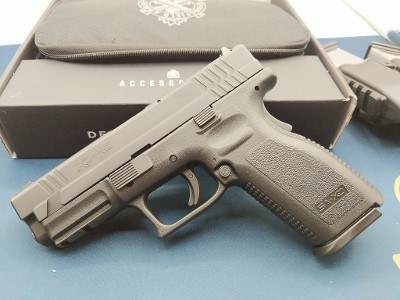 SPRINGFIELD ARMORY XD-4 SERVICE ESSENTIAL PACKAGE CA COMPLIANT .40 S&W - Image 4 of 4