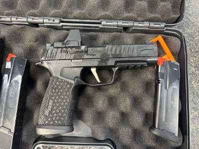 SIG SAUER P365 FUSE 9MM LUGER (9x19 PARA) - Image 2 of 5