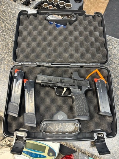 SIG SAUER P365 FUSE 9MM LUGER (9x19 PARA) - Image 1 of 5