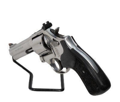 SMITH & WESSON MODEL 686-6 PLUS .357 MAG - Image 6 of 13