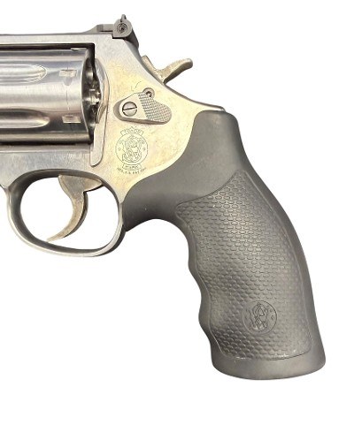 SMITH & WESSON 686-6 .357 mag - Image 6 of 6