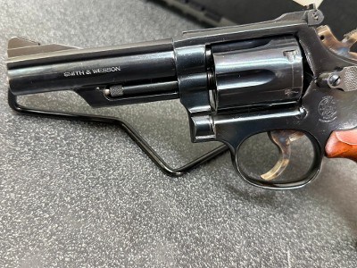 SMITH & WESSON 19-5 .357 MAG - Image 6 of 8
