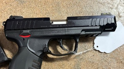 RUGER SR22 .22 LR - Image 5 of 7