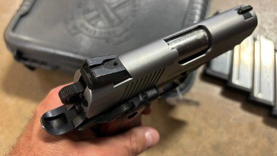 SPRINGFIELD ARMORY 1911 EMP COMPACT SS .40 40 Smith & Wesson - Image 9 of 9