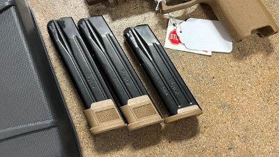 SIG SAUER 320F-9FM17-MS 9MM LUGER (9x19 PARA) - Image 3 of 8