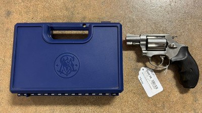 SMITH & WESSON 60-10 .38 SPL - Image 1 of 8