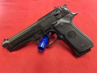 BERETTA 92FS FULL SIZE 9MM 9MM LUGER (9x19 PARA) - Image 5 of 8