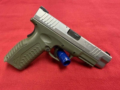 SPRINGFIELD ARMORY FULL SIZE XDM-9 4 INCHE 9MM 9MM LUGER (9x19 PARA) - Image 1 of 7