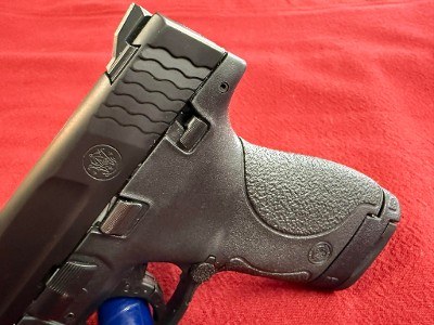 SMITH & WESSON M&P 9 SHIELD WITH THUMB SAFETY 9MM LUGER (9x19 PARA) - Image 5 of 7