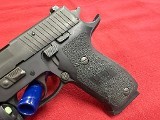 SIG SAUER P2022 MADE IN GERMANY 45 ACP WITH STL-900 WEAPON LIGHT .45 ACP - Image 5 of 9