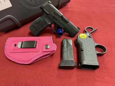 SIG SAUER P365 MICRO CARRY 9MM BUNDLE 9MM LUGER (9x19 PARA) - Image 1 of 7