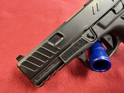 ZEV TECHNOLOGIES ZEV OZ9 V2 ELITE HYPER COMP 9 MM BLACK BRONZE 9MM LUGER (9x19 PARA) - Image 7 of 7
