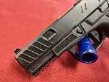ZEV TECHNOLOGIES ZEV OZ9 V2 ELITE HYPER COMP 9 MM BLACK BRONZE 9MM LUGER (9x19 PARA) - Image 7 of 7