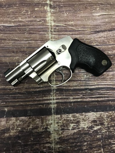 SMITH & WESSON 442 w/ Front Night Sight .38 Spl - Image 4 of 7