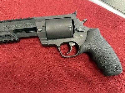TAURUS RAGING HUNTER 460 S&W 460 S&W - Image 5 of 7