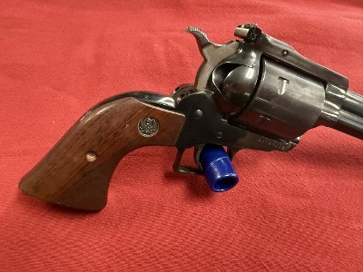 RUGER SUPER BLACKHAWK 44 MAG SIX SHOT SINGLE ACTION .44 MAGNUM - Image 2 of 7