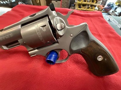 RUGER .480 SUPER REDHAWK SIX SHOT .480 ruger - Image 5 of 7
