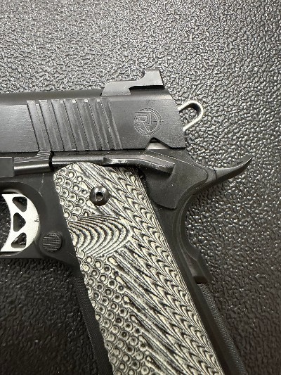 ROBERTS DEFENSE Dark Ops.45 ACP - Image 8 of 16