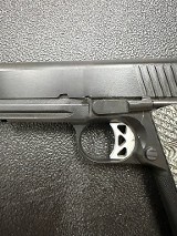 ROBERTS DEFENSE Dark Ops.45 ACP - Image 9 of 16