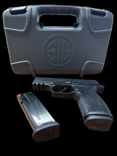 SIG SAUER P365 X-MACRO (MANUAL SAFETY) 9MM LUGER (9X19 PARA) - Image 2 of 4