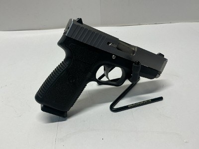 KAHR ARMS CW40 40 Smith & Wesson - Image 4 of 9
