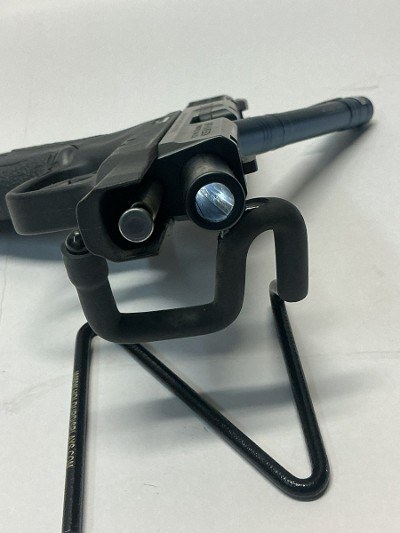 SMITH & WESSON M&P9 SHIELD 9MM LUGER (9x19 PARA) - Image 2 of 9