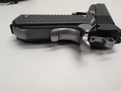 SIG SAUER 1911 45 ACP (45 Auto) - Image 5 of 10