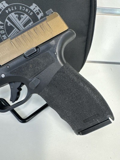 SPRINGFIELD ARMORY HELLCAT PRO 9MM LUGER (9x19 PARA) - Image 2 of 7