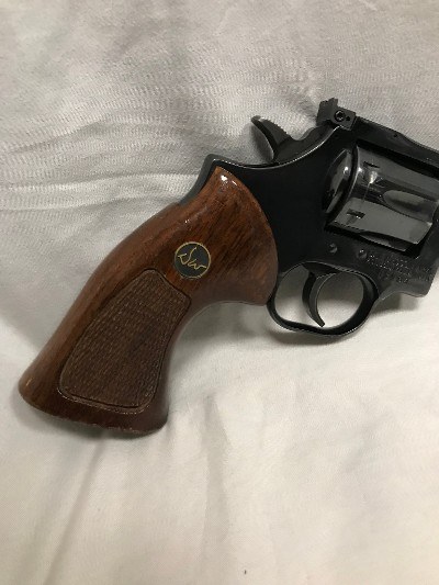 DAN WESSON FIREARMS 22-VH.22 LR - Image 5 of 6