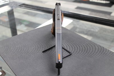 SMITH & WESSON 422 .22 LR - Image 7 of 8