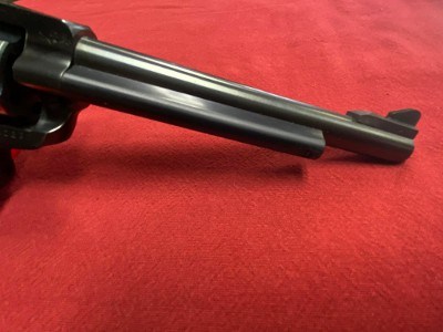 RUGER SINGLE-SIX 2 PIN WITH 22 MAGNUM CYLINDER .22 LR/.22 WMR - Image 4 of 9