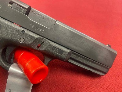 GLOCK G22 GEN 4 40SW (FACTORY REBUILD) .40 S&W - Image 4 of 10