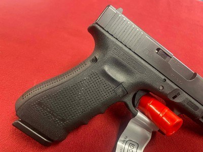 GLOCK G22 GEN 4 40SW (FACTORY REBUILD) .40 S&W - Image 3 of 10