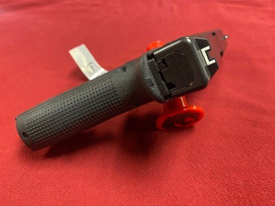 GLOCK G22 GEN 4 40SW (FACTORY REBUILD) .40 S&W - Image 8 of 10