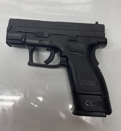 SPRINGFIELD ARMORY XD-40 SUB-COMPACT .40 S&W - Image 9 of 17