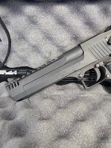MAGNUM RESEARCH DESERT EAGLE .44 MAGNUM - Image 7 of 8
