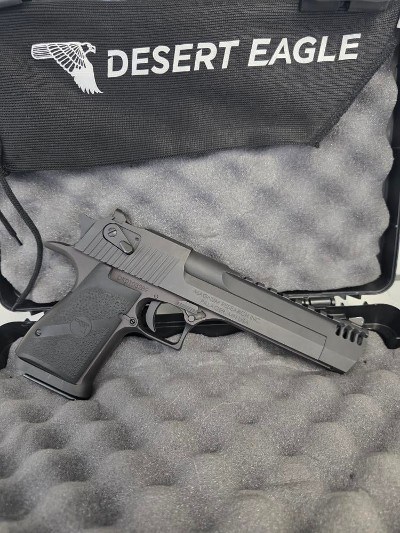 MAGNUM RESEARCH DESERT EAGLE .44 MAGNUM - Image 2 of 8