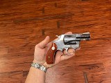 SMITH & WESSON 60 .38 SPL - 2 of 5