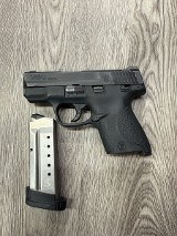 SMITH & WESSON M&P 40 SHIELD .40 S&W - 4 of 4