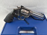 SMITH & WESSON617 .22 LR - Image 4 of 7