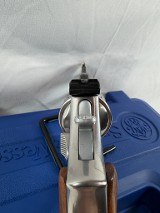 SMITH & WESSON 617 .22 LR - 7 of 7