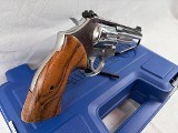 SMITH & WESSON 617 .22 LR - 5 of 7